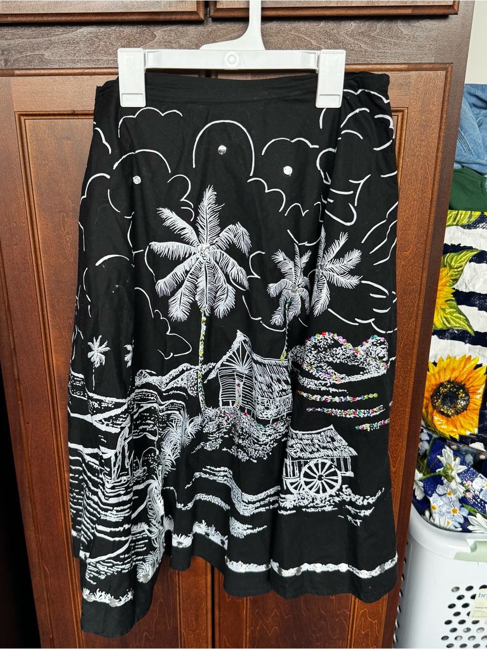 Dimri Vintage Art to Wear Tropical Embroidered Sequin Midi Skirt Size 10